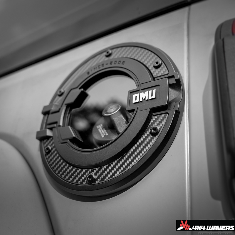 4x4wavers OMU Carbon Fiber & Aluminum Gas Tank Transparent Cover - 4X4 WAVERS