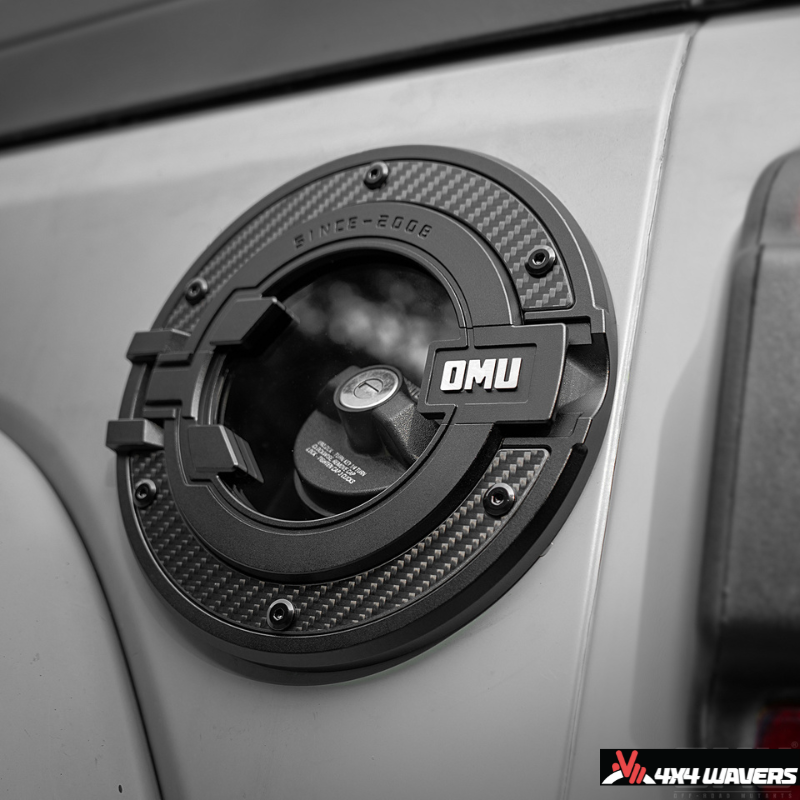 4x4wavers OMU Carbon Fiber & Aluminum Gas Tank Transparent Cover - 4X4 WAVERS