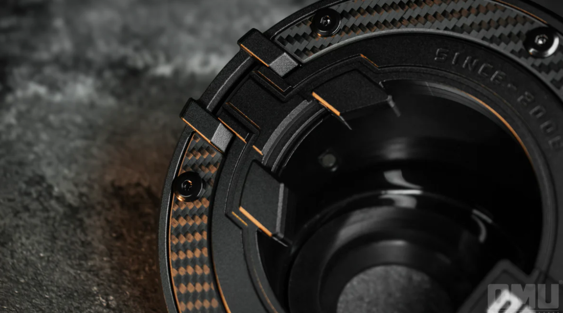 4x4wavers OMU Carbon Fiber & Aluminum Gas Tank Transparent Cover - 4X4 WAVERS