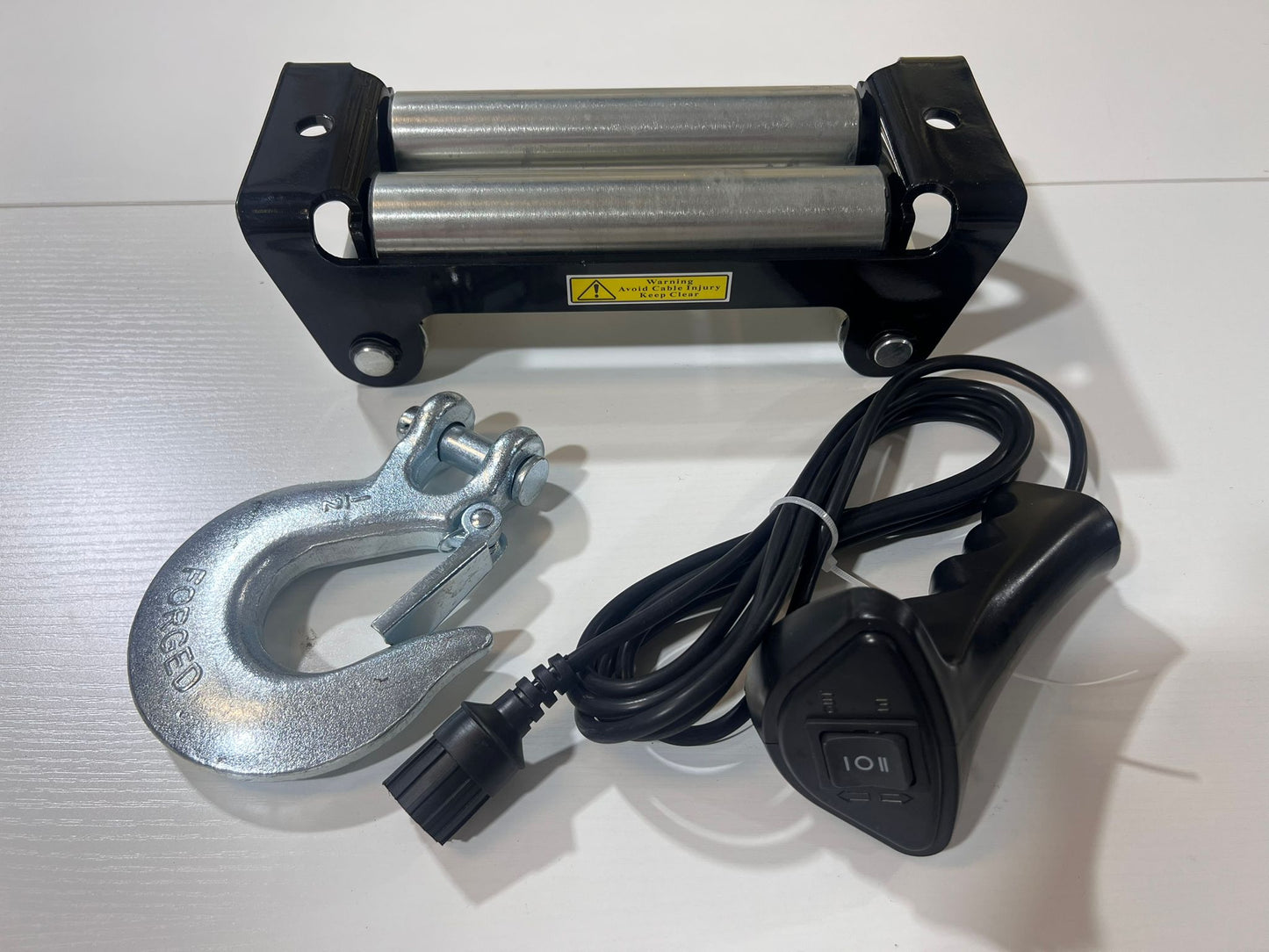 4X4Wavers Heavy Duty 8,000 lbs 12V Electric Offroad Winch with wireless remote - Synthetic rope