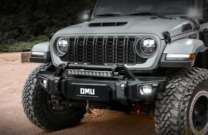 OMU Genesis Series Premium Front Bumper - Aluminum And Steel with Carbon Fiber Finishing - Jeep Wrangler JL/JLU/4XE/JT 2018+ - 4X4 WAVERS