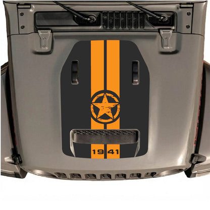 alt
Autocollant de capot CarCode pour Jeep Wrangler JL/JLU Rubicon 392 et JT Gladiator Mojave 2020-2026, style #06, affiché sur le capot du véhicule.