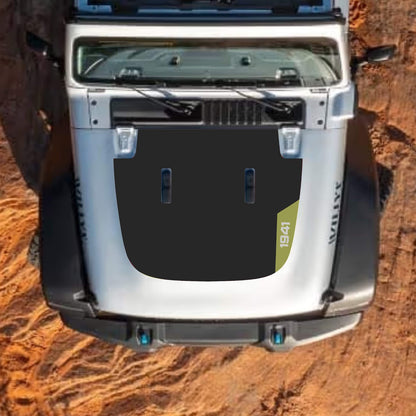 CarCode Jeep Wrangler JL/JLU Gladiator JT hood decal in style #100, black graphic design on standard 2018+ Jeep hood.