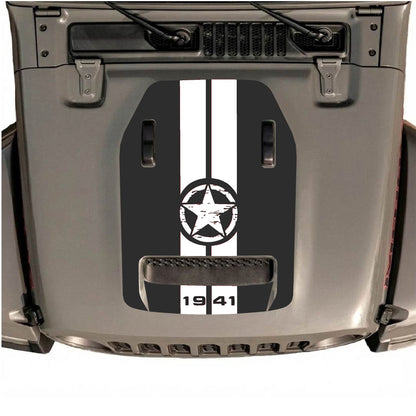 CarCode autocollant de capot pour Jeep Wrangler JL/JLU Rubicon 392 et JT Gladiator Mojave, style #06, montré sur le capot du véhicule.