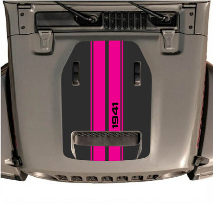 CarCode autocollant de capot pour Jeep Wrangler JL/JLU Rubicon 392 et JT Gladiator Mojave 2020-2026, style n°08, présenté sur le capot du véhicule.