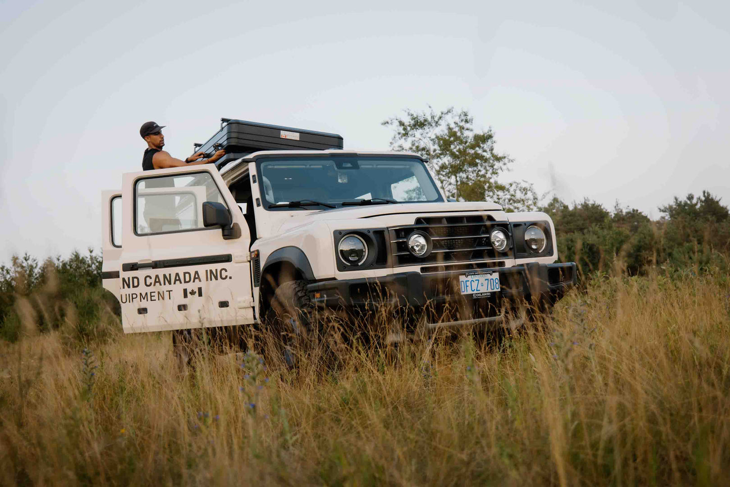 Expedition Mini 3-Person Clamshell Tent Built for Adventure Anywhere - 4X4 WAVERS