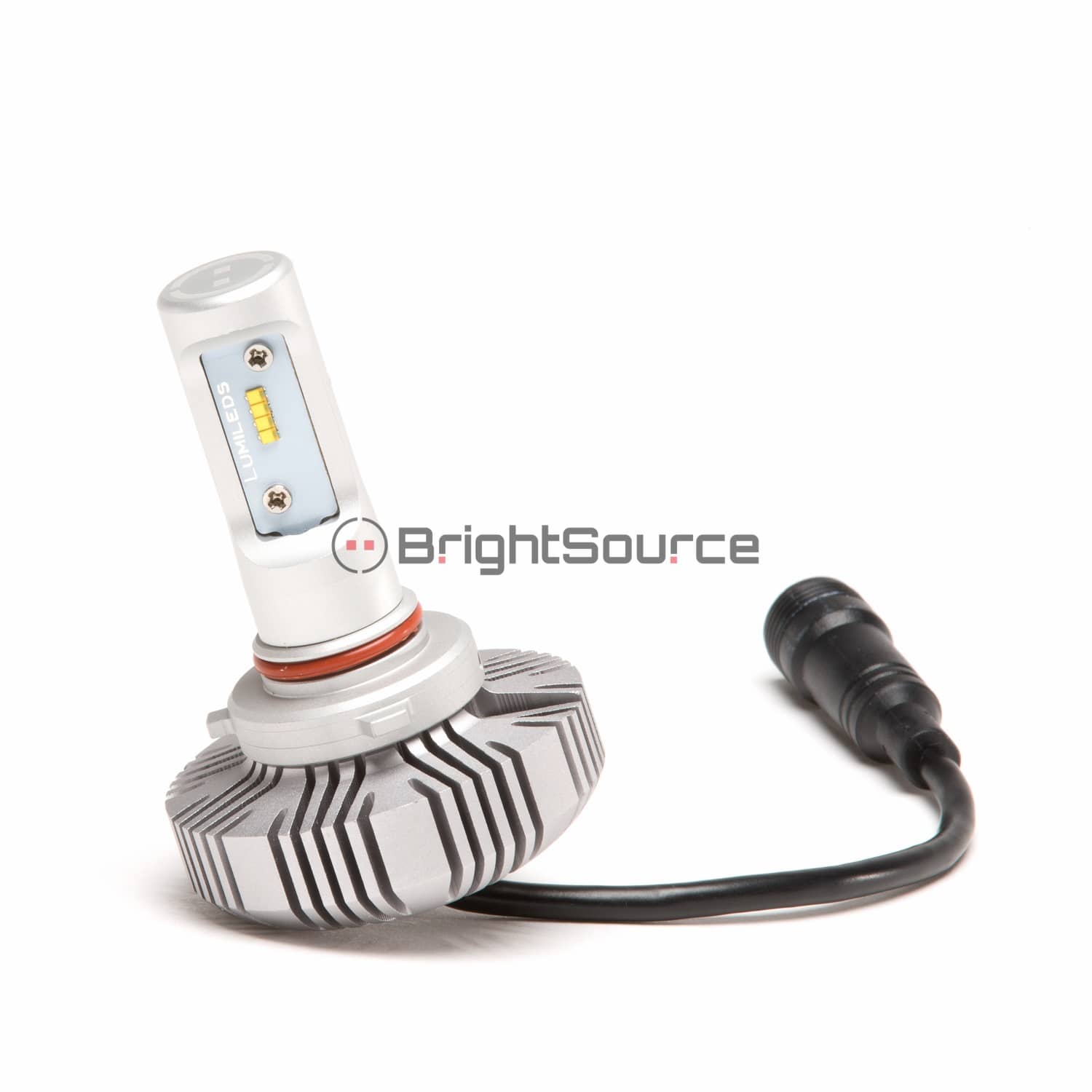 BrightSource H10 kit de conversión de faros LED sin ventilador, con diseño compacto e iluminación brillante para los faros del vehículo.