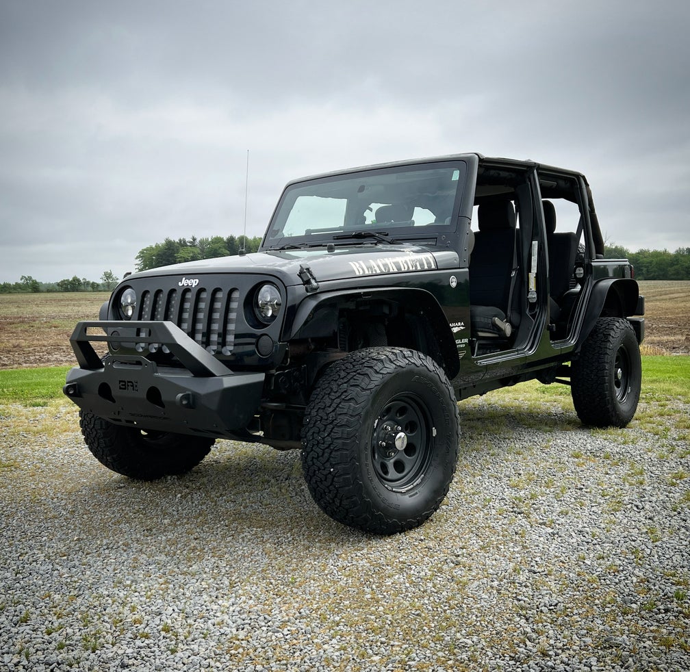 4X4 WAVERS Body Armor Orion front bumper for 2007-2026 Jeep Wrangler JK, JL, and Gladiator JT, showcasing rugged steel construction.