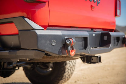 Rear bumper body armor for Jeep Gladiator 2019-2026, 4X4 WAVERS off-road protection, durable metal construction, installed on vehicle.