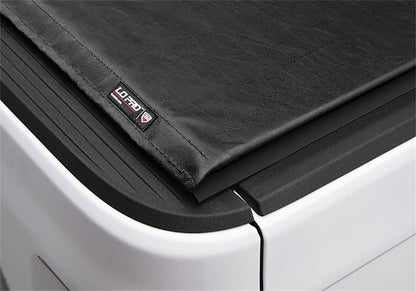 Truxedo LO Pro Box Cover for 20-26 Gladiator pickup trucks, tonneau cover installed on truck bed.
