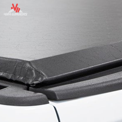 Access LiteRider roll up tonneau cover on 2007-2013 Chevy Silverado 5.5ft bed SKU 32309