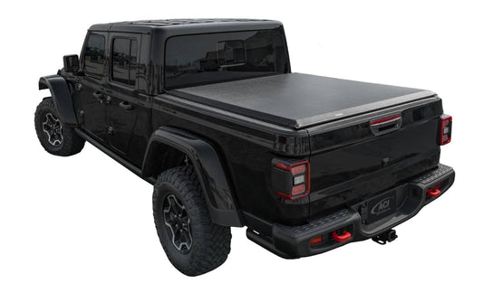 Black vinyl ACCESS Original Soft Roll-Up Tonneau Cover on a 2020–2026 Jeep Gladiator JT 5ft bed, no trail rail, by ACI.