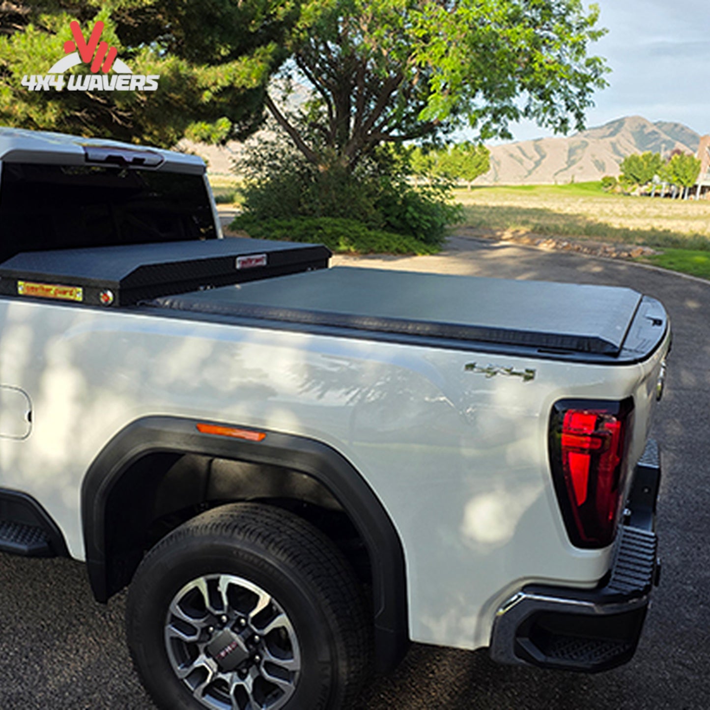 Independent soft roll-up tonneau cover mounted behind 20-inch over-the-rail toolbox on 2004-2014 Ford F150 61279