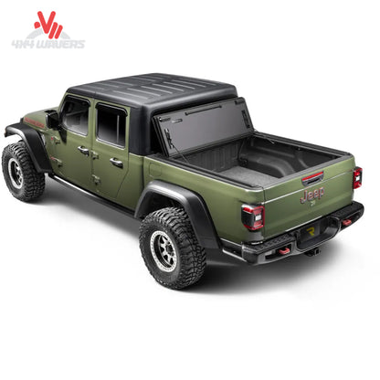 alt
Cubierta rígida plegable BAKFlip MX4 TS instalada en una Jeep Gladiator JT 2020-2026, mostrando su diseño elegante y duradero.