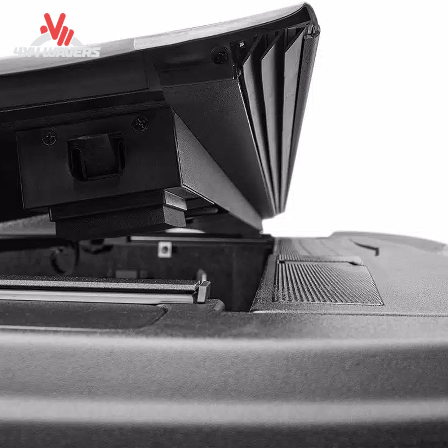 Close-up de los paneles de la cubierta rígida plegable Extang Endure ALX en una Jeep Gladiator JT 2020–2026 con caja de 5 ft.