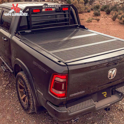 Cubierta rígida plegable Extang Endure ALX en una Jeep Gladiator JT 2020–2026 con caja de 5 pies, mostrando su diseño de perfil bajo.