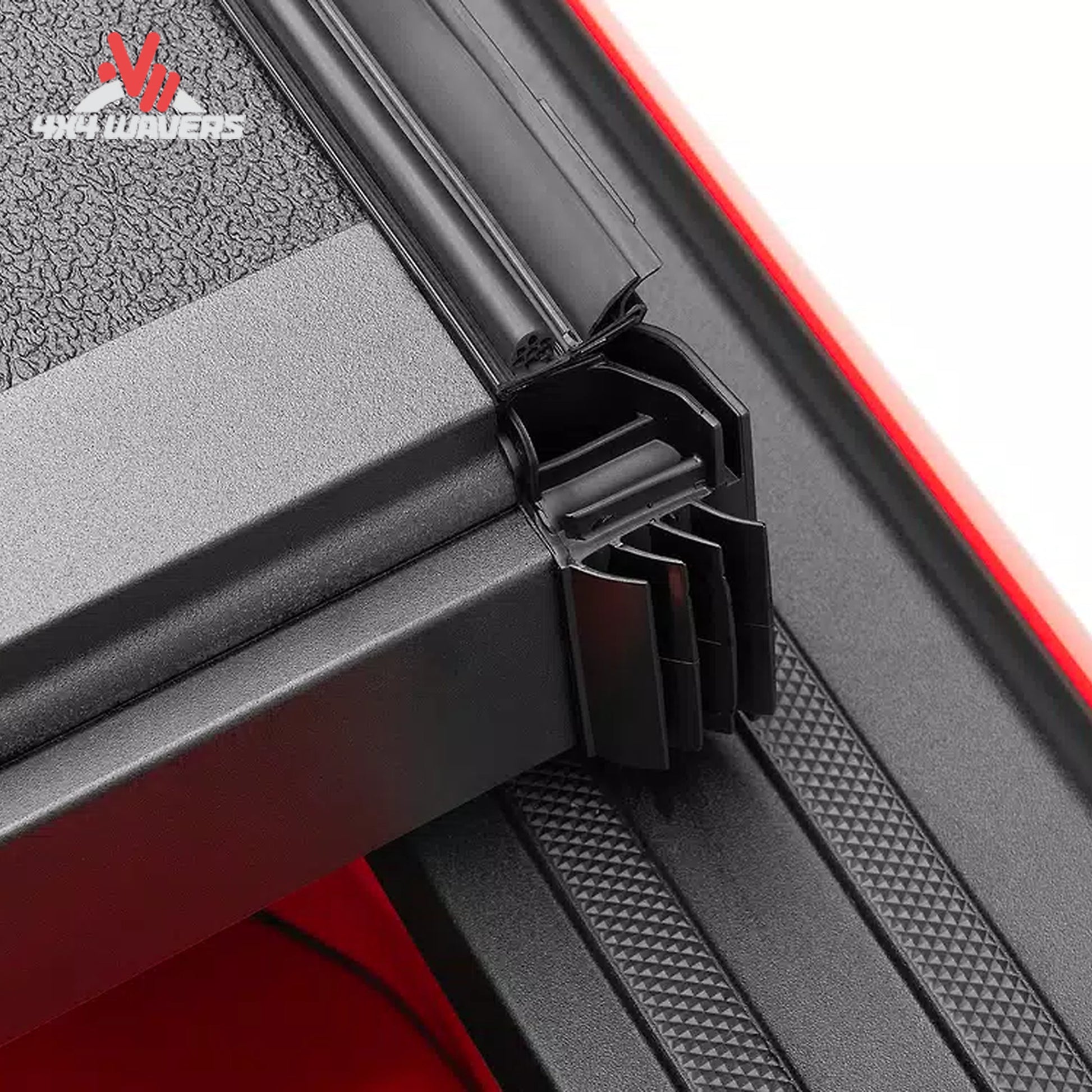 Extang Solid Fold ALX cubierta rígida tonneau en una Jeep Gladiator JT 2020–2026 con caja de 5 pies, mostrada en un diseño discreto y seguro.