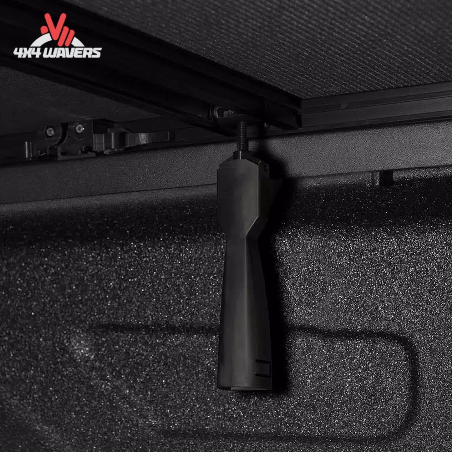 Close-up of Extang Trifecta 2.0 Tonneau Cover hinge and EZ Lock clamp on a 2015-2020 Ford F-150 with 6.5ft bed.