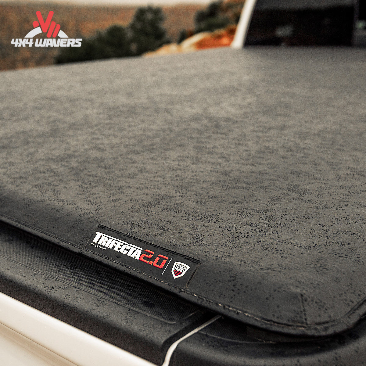 Extang Trifecta 2.0 tonneau cover in leather-grain vinyl for 2009-2014 Ford F-150 with 6.5ft bed, showing the sealed edge.