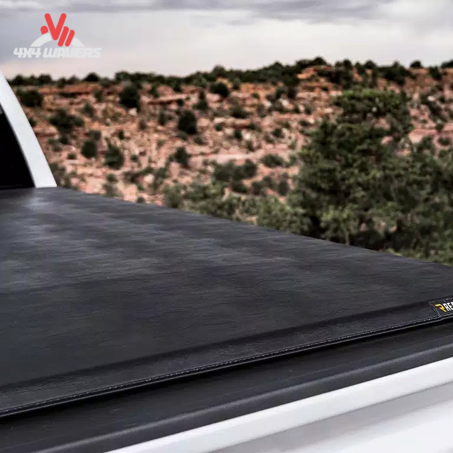 Extang Trifecta 2.0 tonneau cover on a 2015-2020 Ford F-150 with a 6.5ft bed, featuring leather grain vinyl material and seal design.