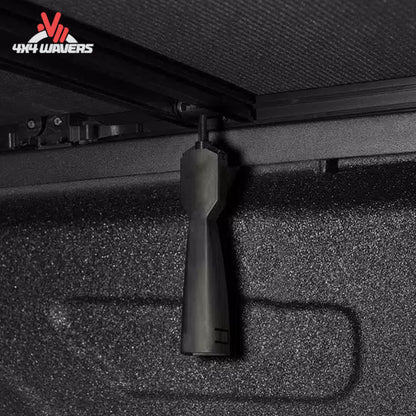 alt
Cubierta blanda plegable Extang Trifecta 2.0 con abrazaderas EZ Lock en una Jeep Gladiator JT 2020–2026 con caja 5FT.
