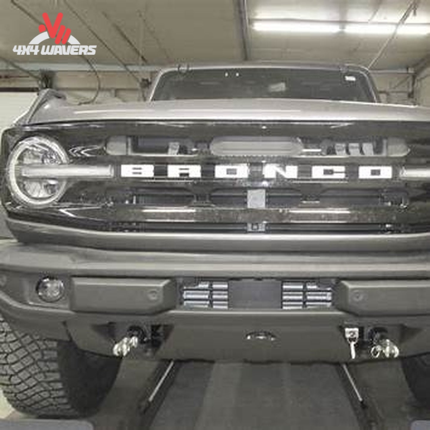 Ford Bronco equipped with Blue Ox BX2698 flat tow baseplate system