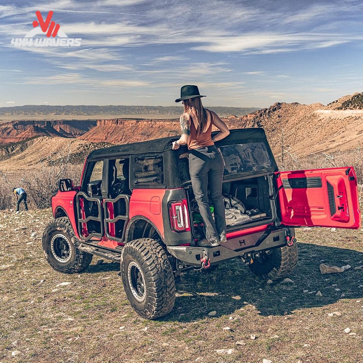Ford Bronco with Havoc Steel Bender rear bumper off road