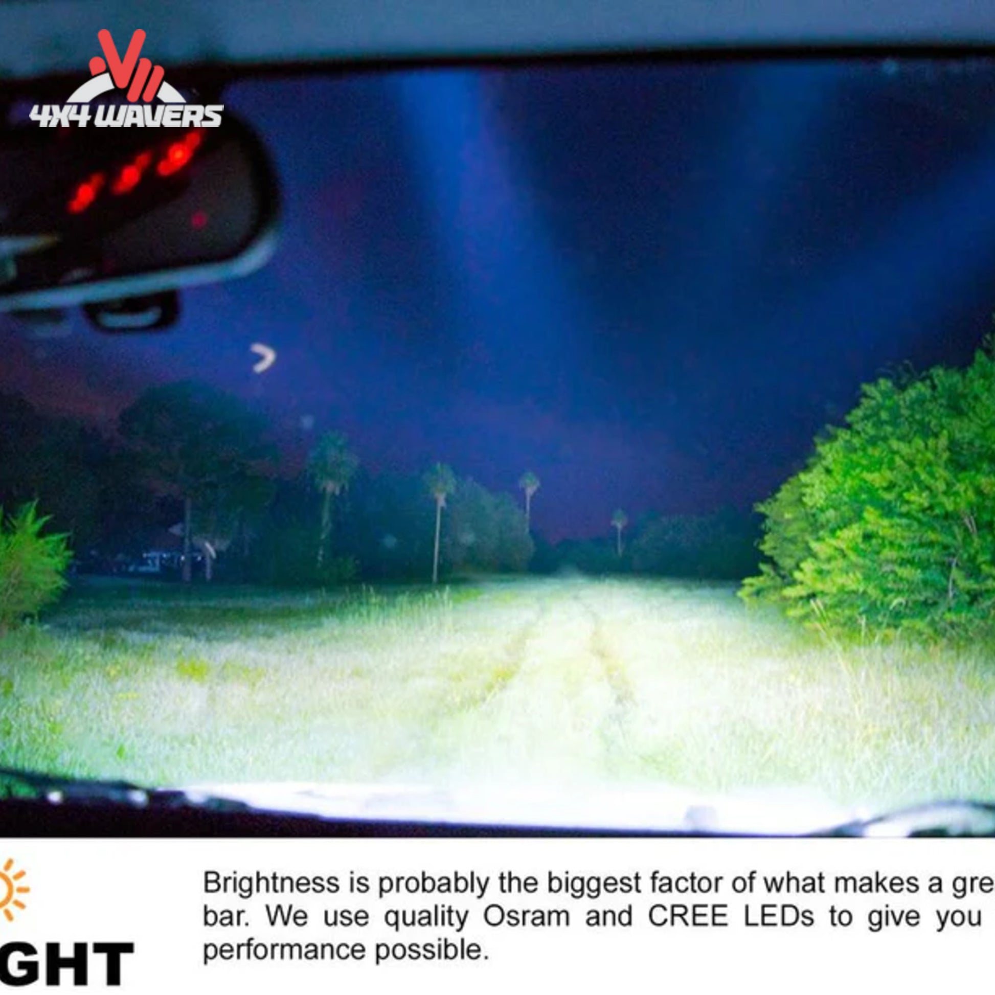 Barra de luz LED Go Performance L3 de 30 pulgadas, de doble fila, con haz combinado, montada en un vehículo todoterreno para mejorar la visibilidad nocturna.