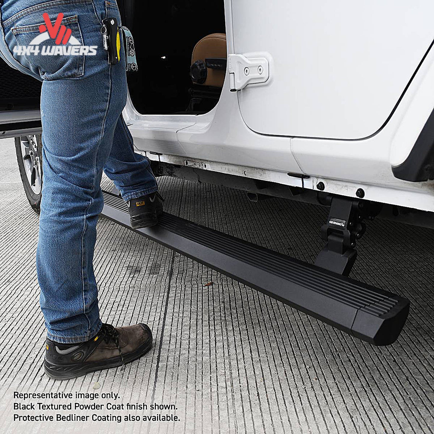 Go Rhino E1 estribos eléctricos instalados en un Jeep Wrangler JL de 2 puertas 2018-2024, estribo automático para facilitar el acceso al vehículo