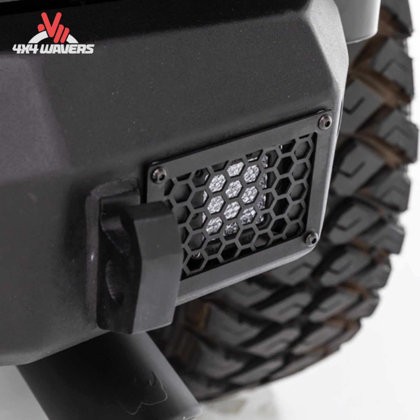 alt
Parachoques trasero todoterreno con puntos de montaje integrados para cubos LED para Jeep Wrangler JL