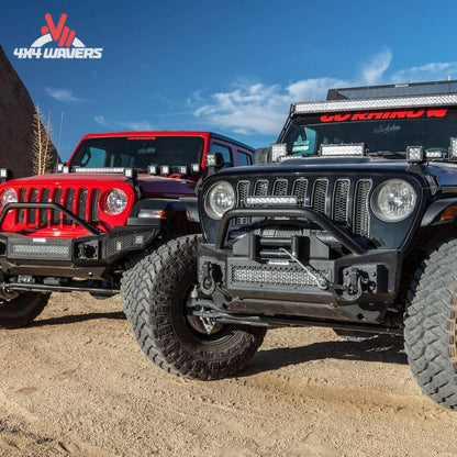 Paragolpes corto Go Rhino Rockline para winch instalado en un Jeep Wrangler JL, con diseño robusto y área de montaje para winch.
