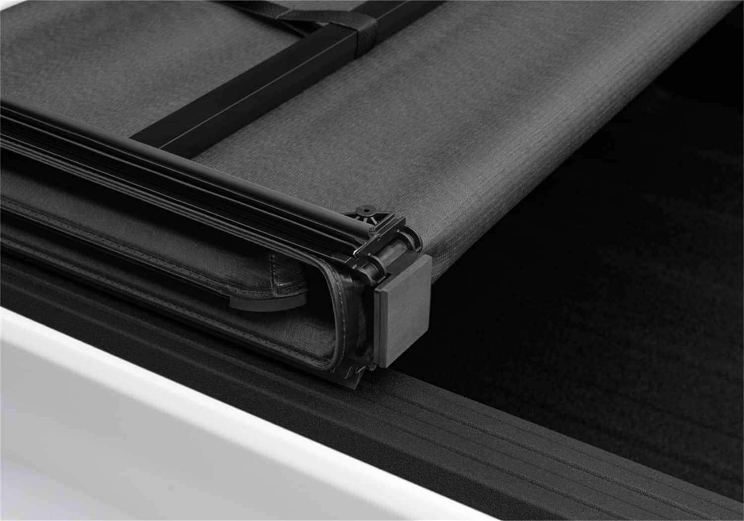 Close-up of Extang Trifecta 2.0 soft folding tonneau cover on 2020-2026 Jeep Gladiator 5ft bed, showing durable vinyl material.