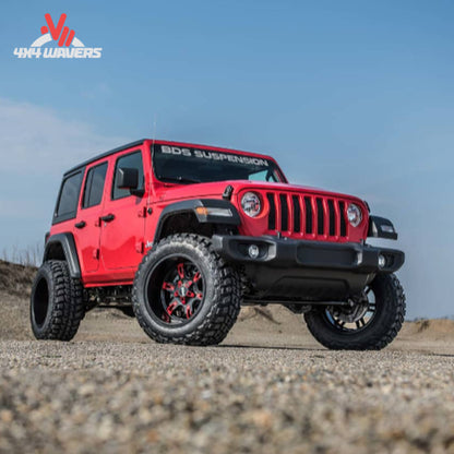 Kit de elevación BDS de 3-inch con amortiguadores NX2 instalado en un Jeep Wrangler JL Unlimited 2018-2024 con neumáticos de 37-inch
