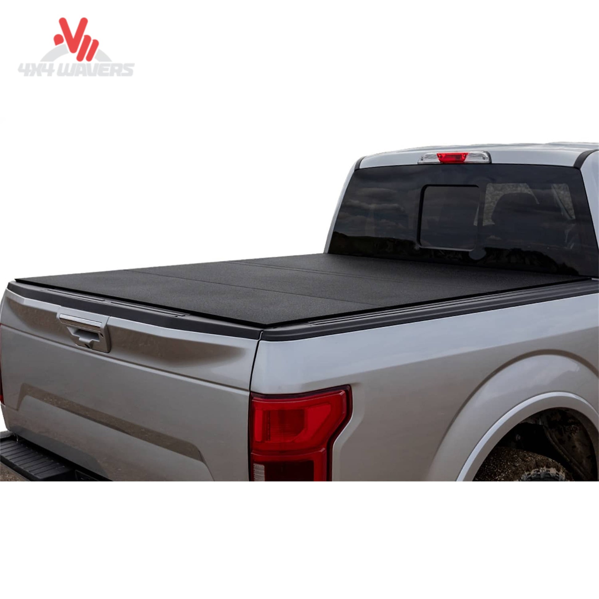 What does the LOMAX B3010019 hard tonneau cover look like on a Ford F-150 with a 5.5-foot truck bed?