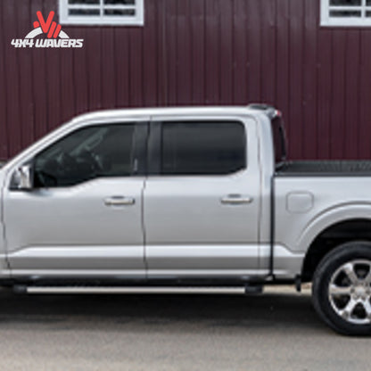 Cubierta rígida plegable LOMAX cerrada en una Jeep Gladiator JT 2020-2026 con caja de 5 pies, fabricada por ACI, cubriendo de forma segura la caja de la camioneta.
