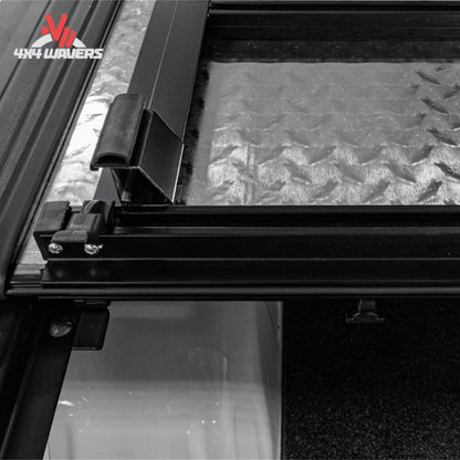Rear tailgate weather seal on LOMAX aluminum folding tonneau cover