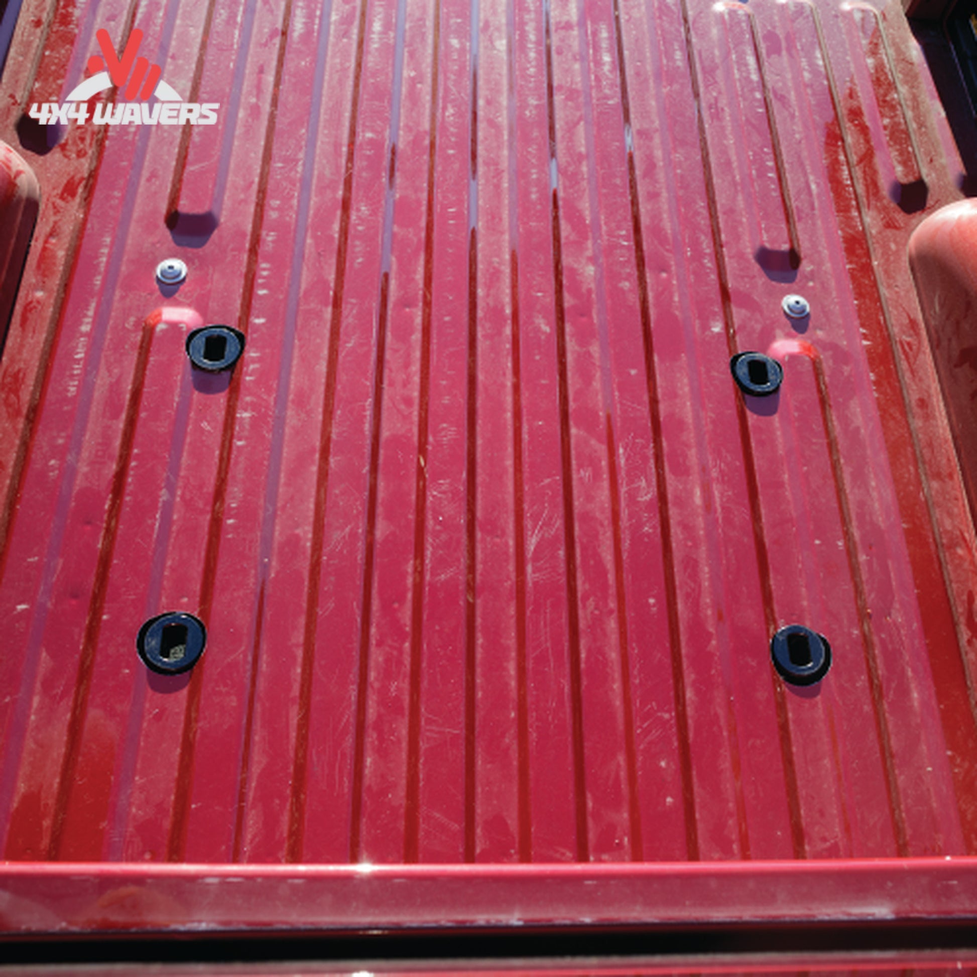 Flush truck bed floor showing removable REESE 5th wheel mounting ports 30952