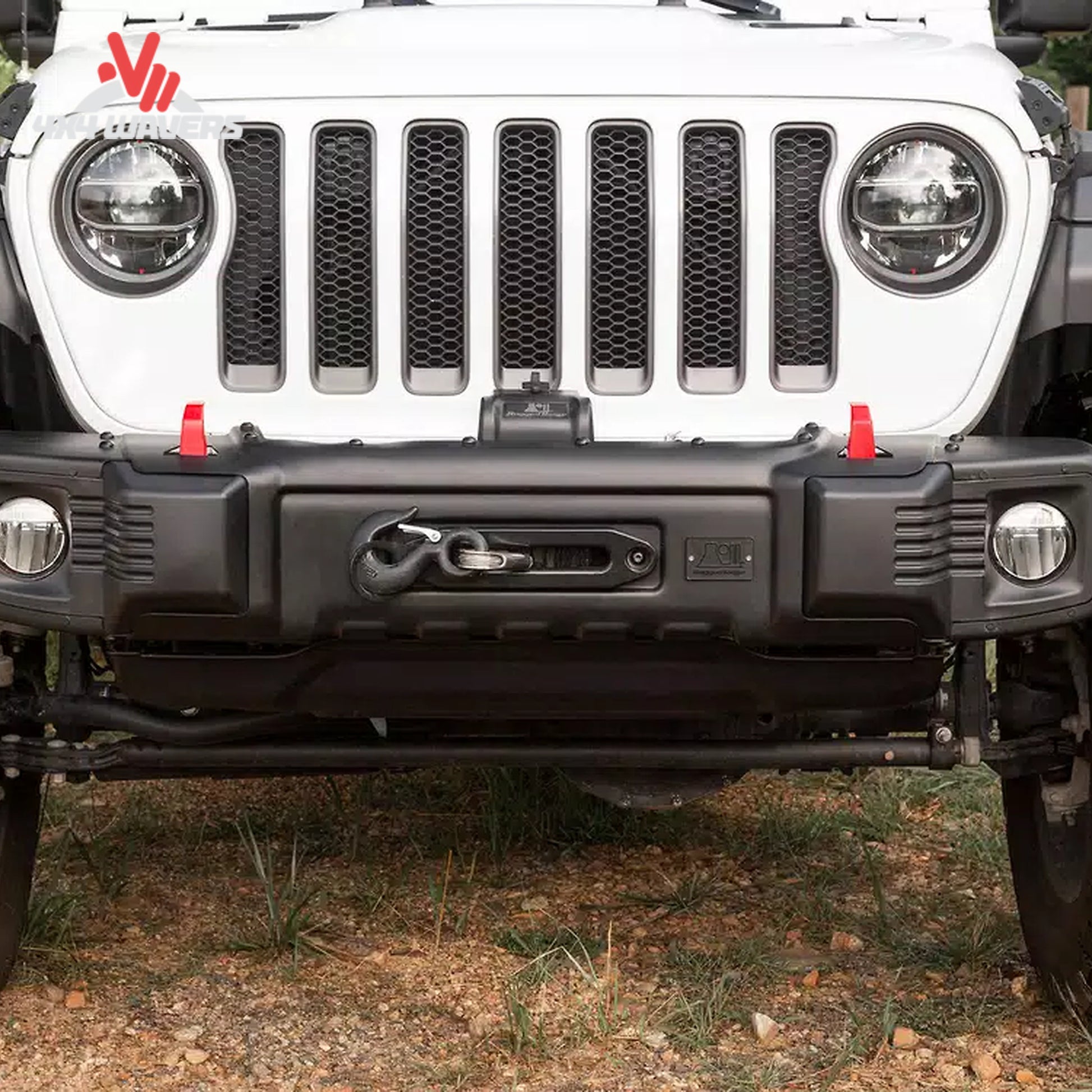 How does a stubby bumper improve front tire clearance on a Jeep Wrangler JL?