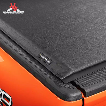 Close up of inside rail mounting system and weather seal on TruXedo Lo Pro 598601