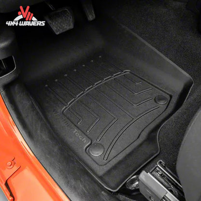 alt
Forro de piso delantero WeatherTech HP instalado en el espacio para pies del conductor de Jeep Wrangler JL