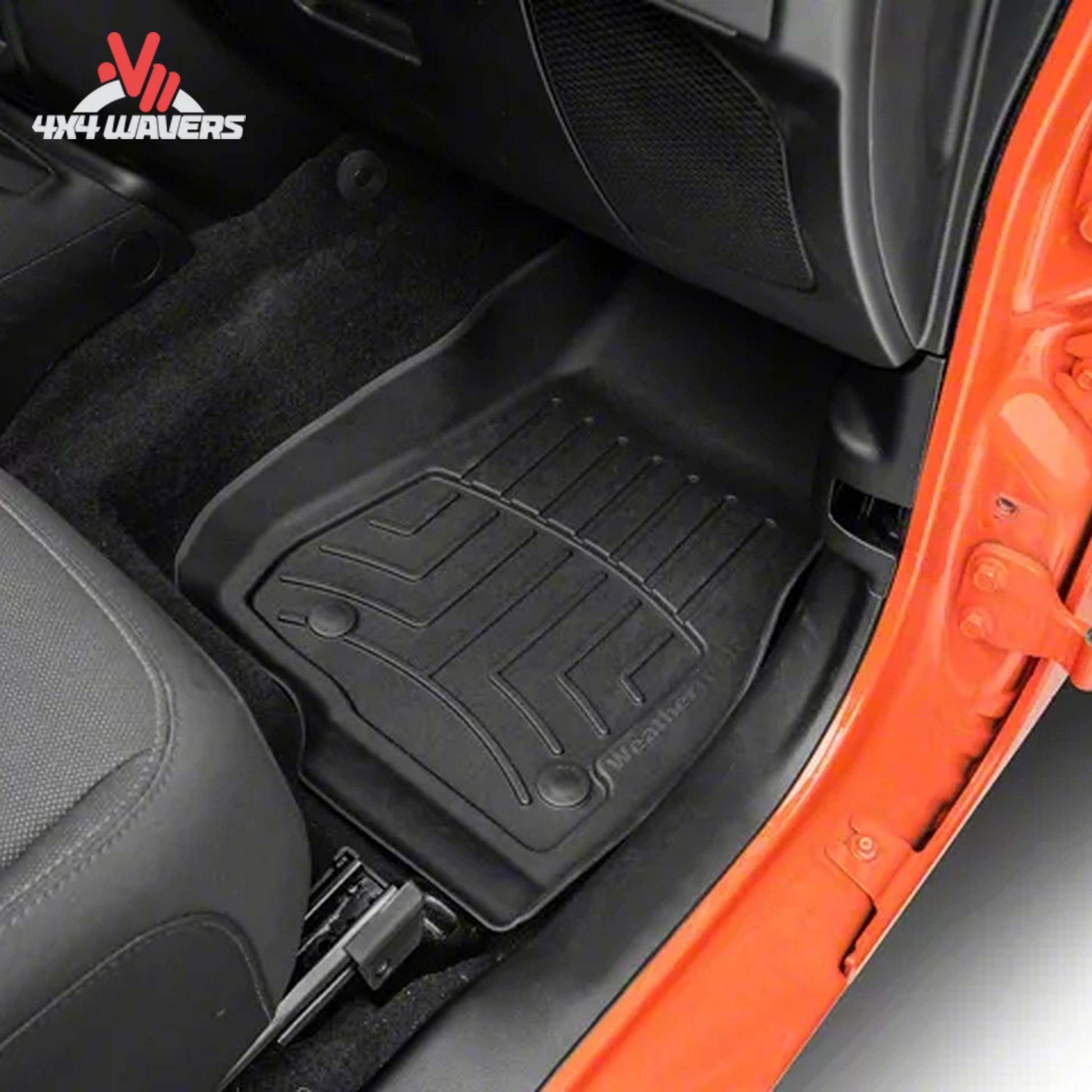 alt
Liner de piso delantero WeatherTech HP instalado en el espacio para los pies del conductor de Jeep Wrangler JL