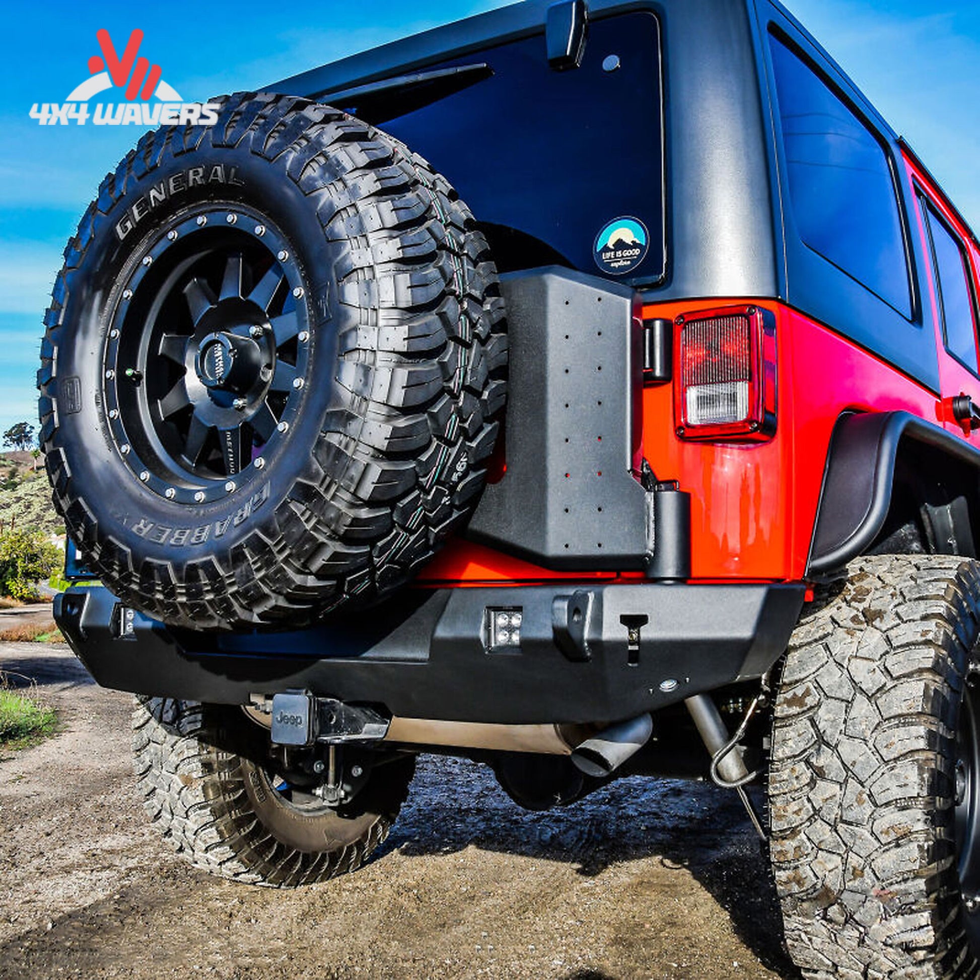 Westin WJ2 integrated spare tire carrier system