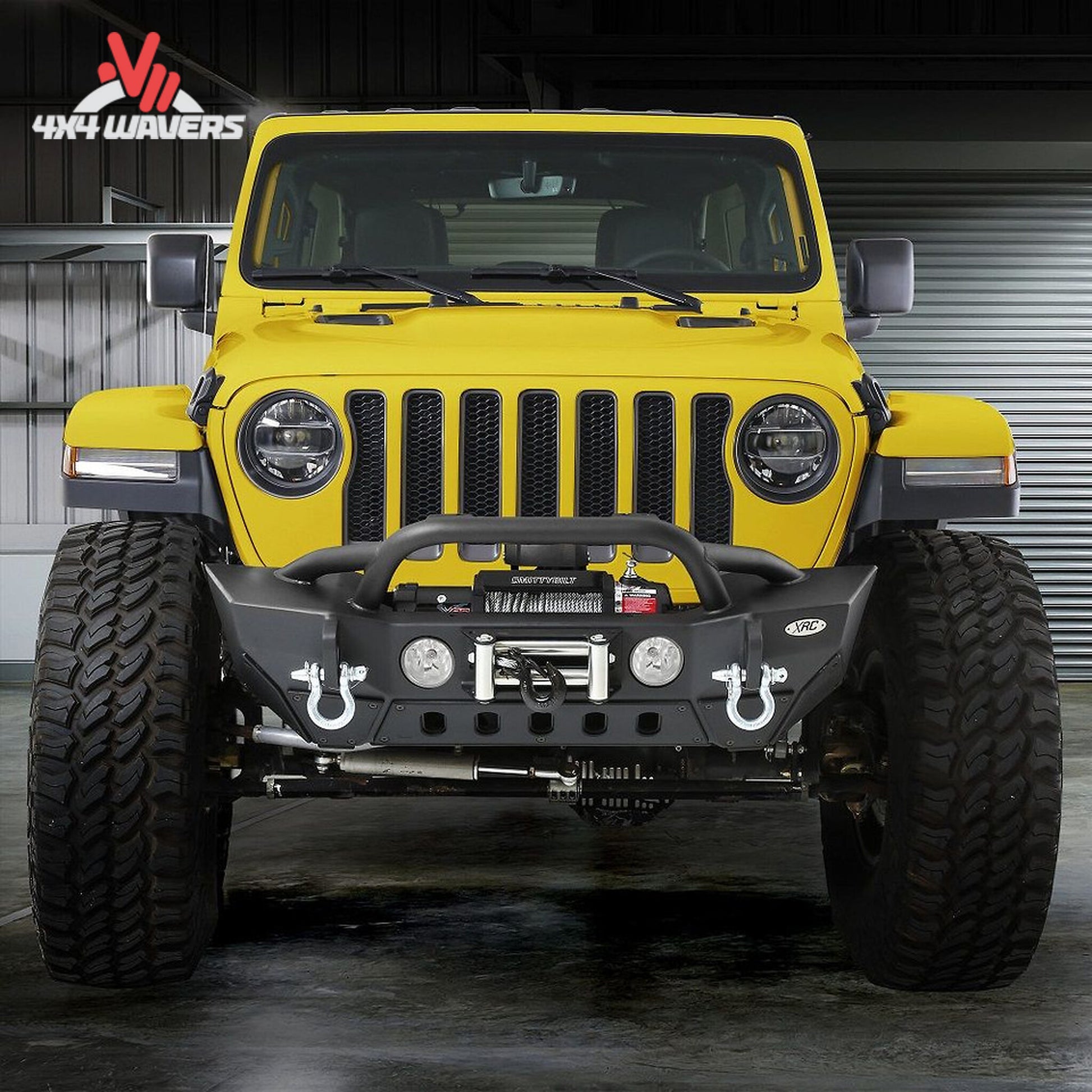 Jeep Wrangler JL equipped with Smittybilt XRC Gen2 front bumper