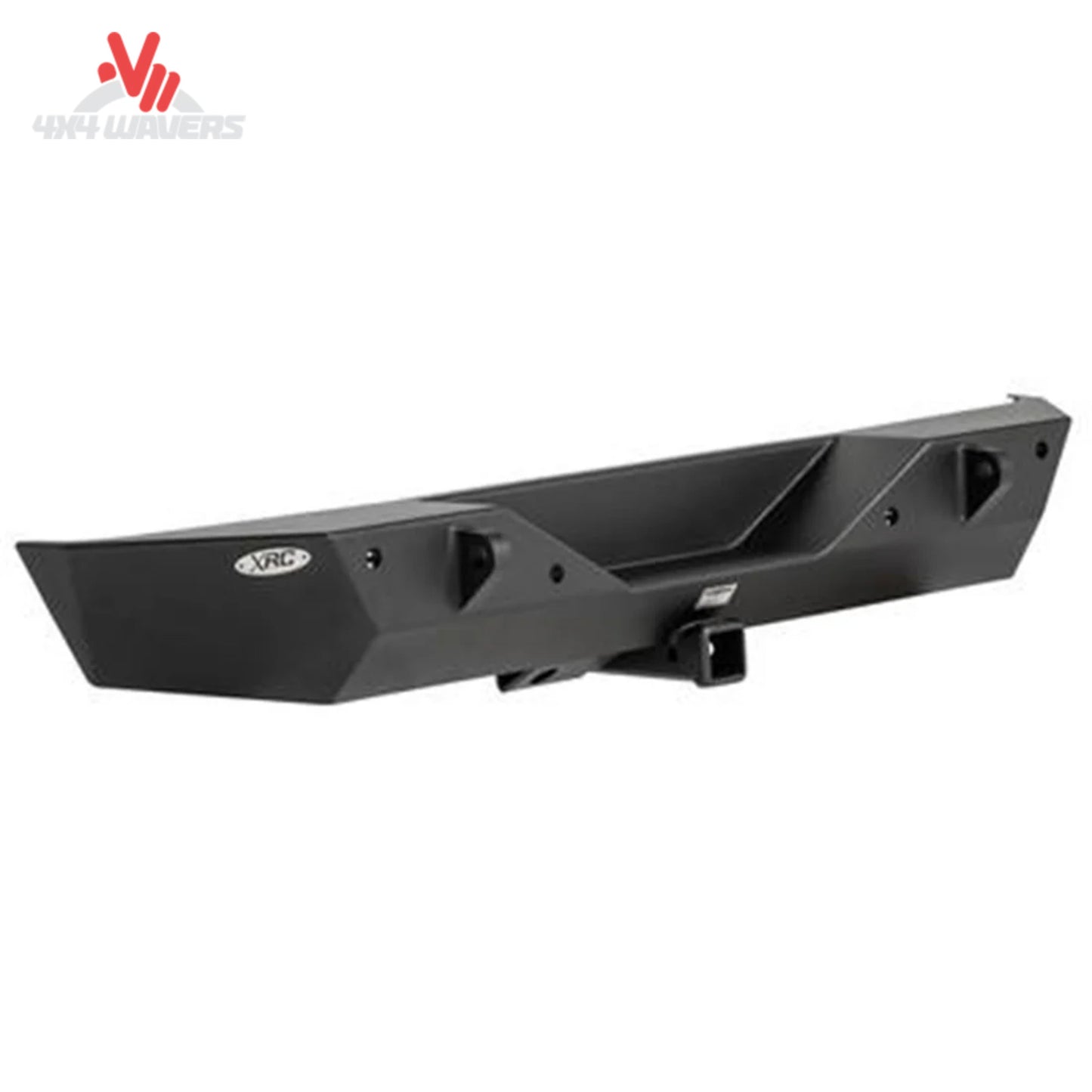 Does the Smittybilt XRC rear bumper include a Class III receiver hitch?